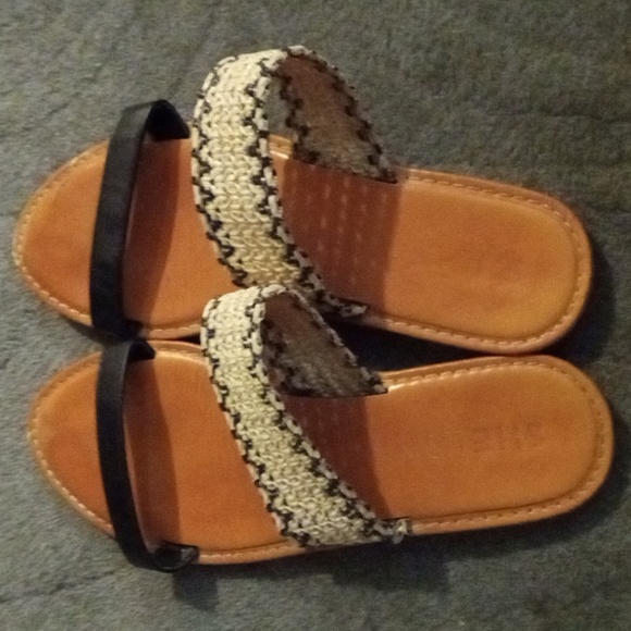 Women's Shein Fashion Sandals - Picture 2 of 5